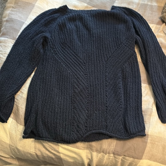 Fall/winter tops - Picture 3 of 6